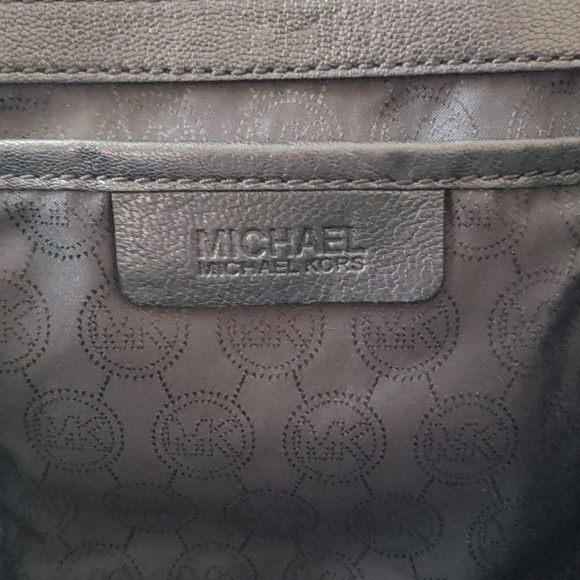 Michael Kors Handbag - Picture 7 of 7